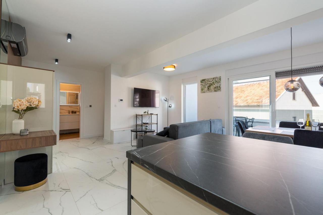 Apartman Sea Breeze Zadar Exterior foto